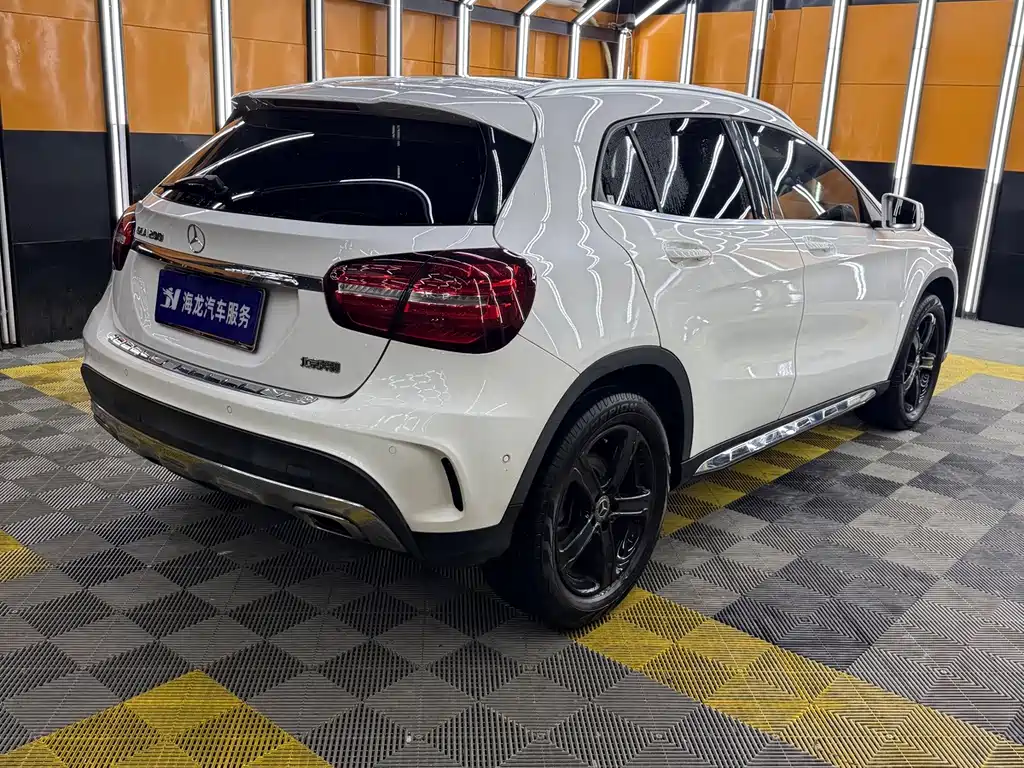 Mercedes-Benz GLA — фото 6