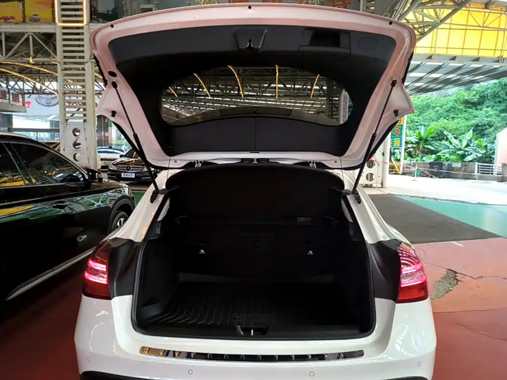 Mercedes-Benz GLA — фото 19