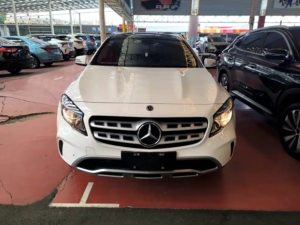 Mercedes-Benz GLA — фото 3