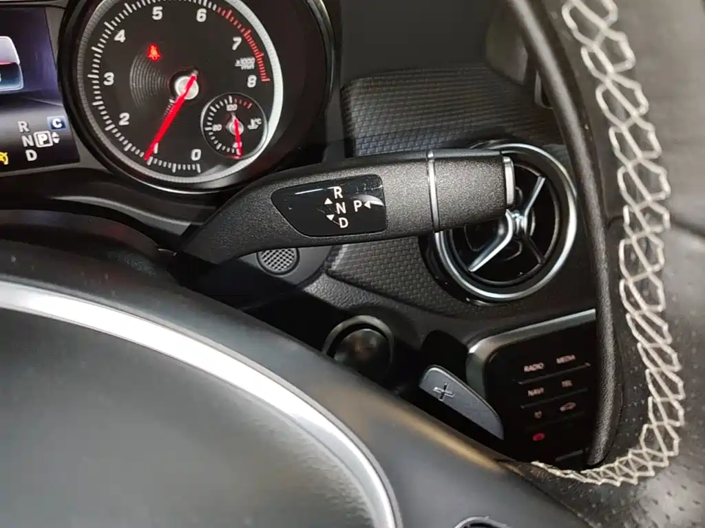 Mercedes-Benz GLA — фото 14