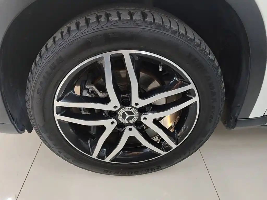 Mercedes-Benz GLA — фото 23