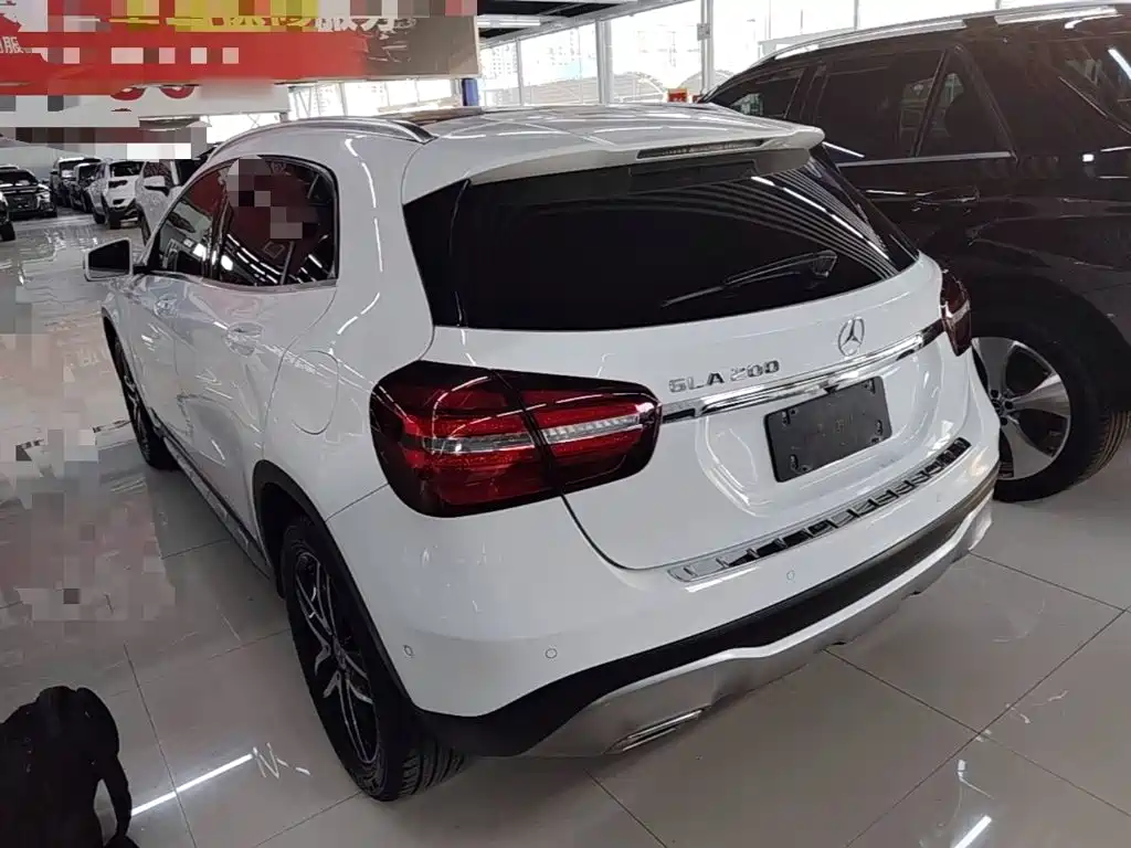 Mercedes-Benz GLA — фото 5