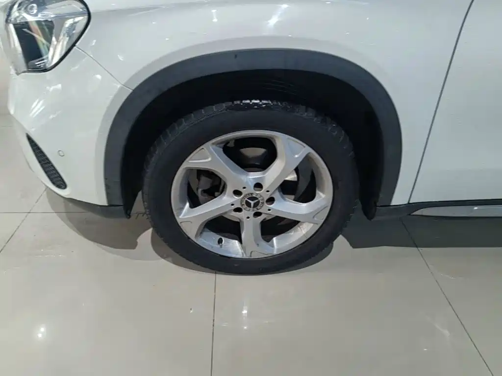 Mercedes-Benz GLA — фото 23