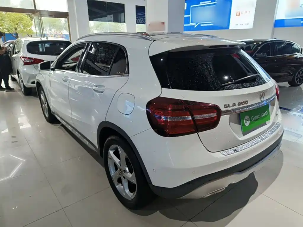Mercedes-Benz GLA — фото 5