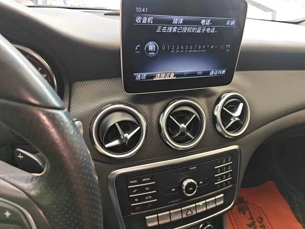 Mercedes-Benz GLA — фото 13