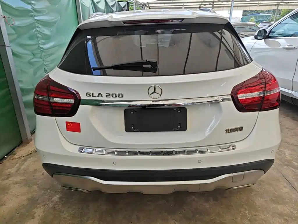 Mercedes-Benz GLA — фото 6