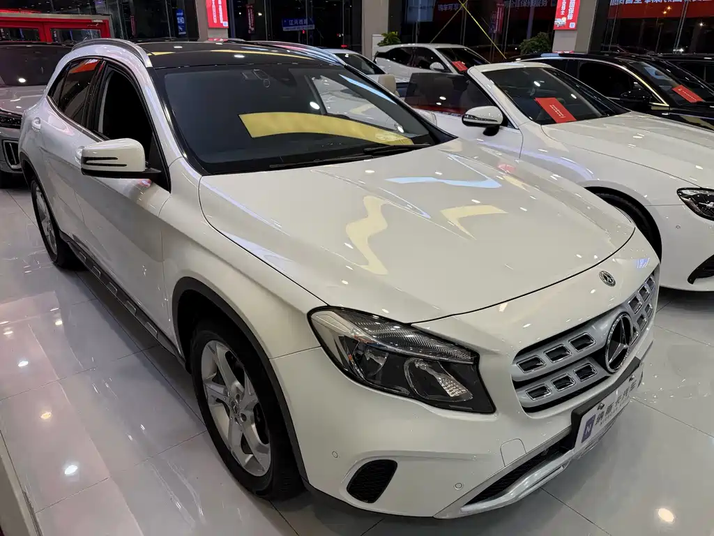 Mercedes-Benz GLA — фото 3