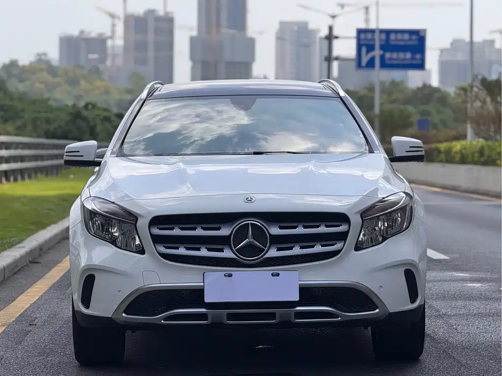 Mercedes-Benz GLA — фото 3