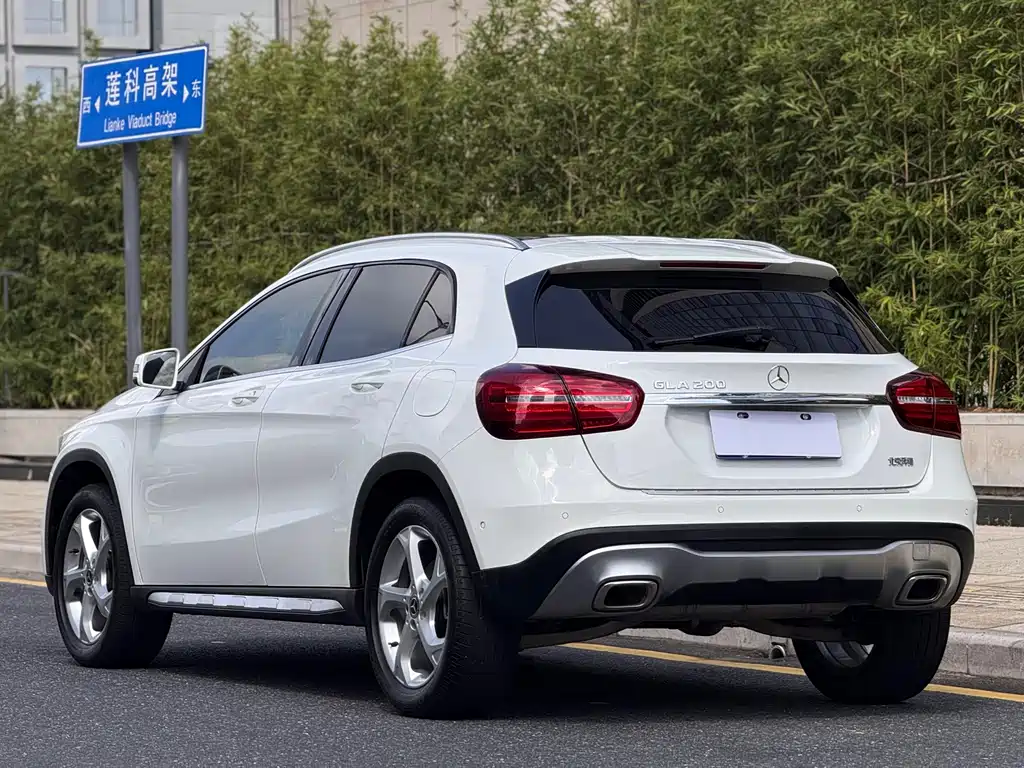 Mercedes-Benz GLA — фото 4