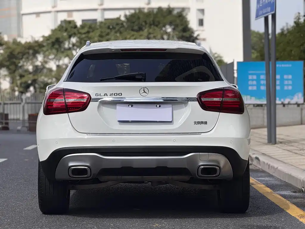 Mercedes-Benz GLA — фото 6