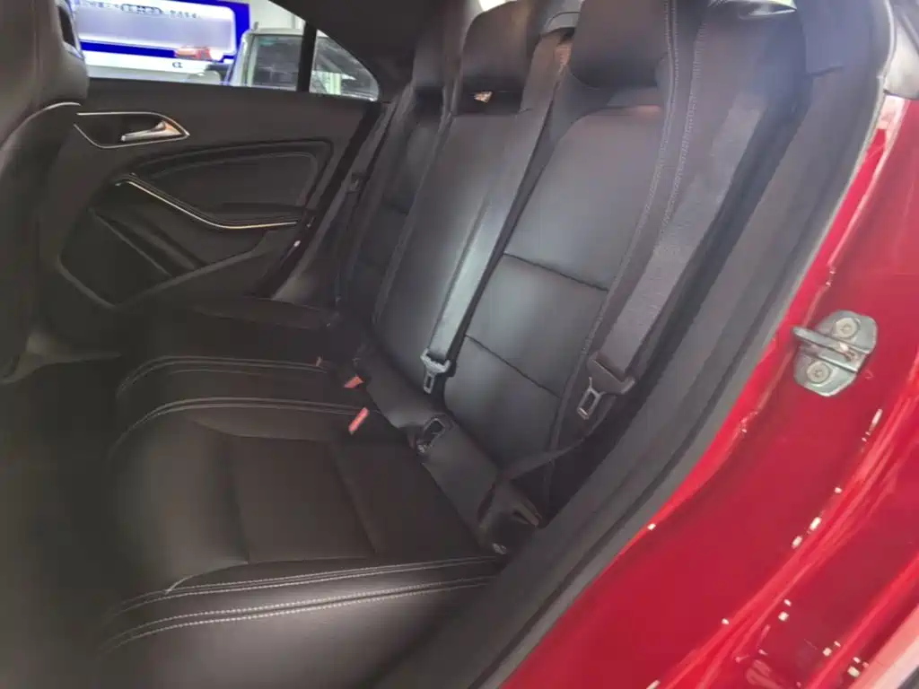 Mercedes-Benz CLA (Import) — фото 17