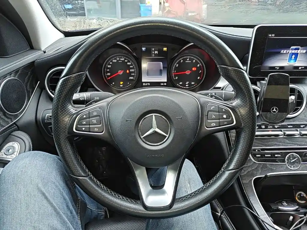 Mercedes-Benz C-Class — фото 11
