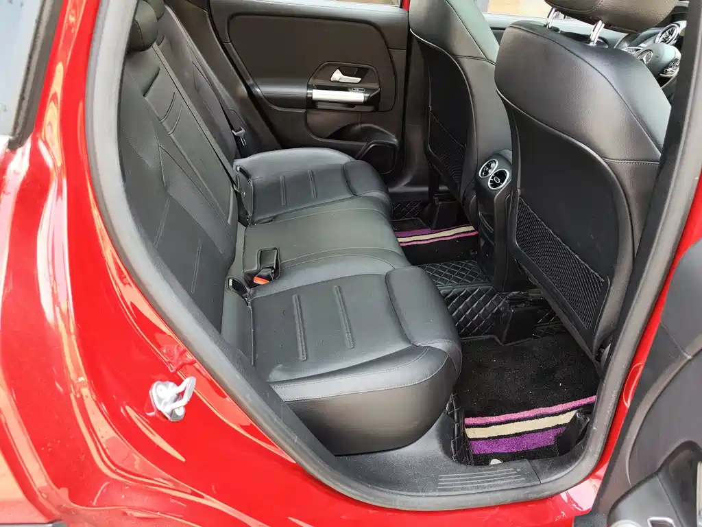 Mercedes-Benz GLA — фото 15
