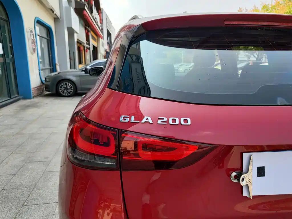 Mercedes-Benz GLA — фото 22