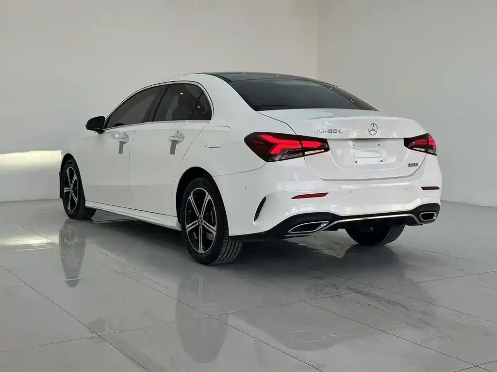 Mercedes-Benz A-Class — фото 7