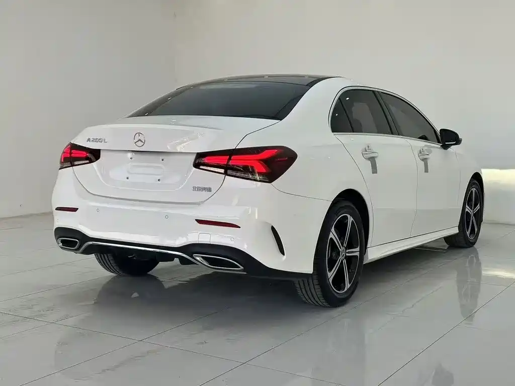 Mercedes-Benz A-Class — фото 9