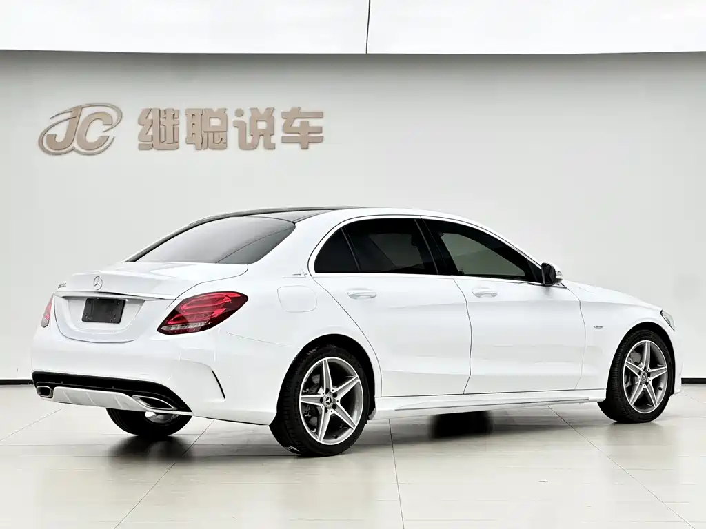 Mercedes-Benz C-Class — фото 4