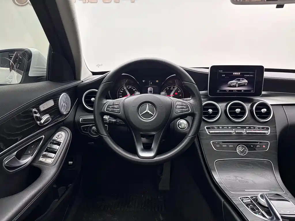 Mercedes-Benz C-Class — фото 10