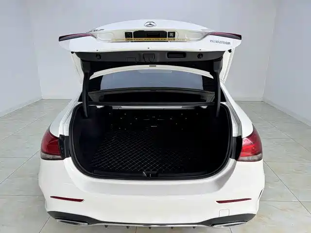 Mercedes-Benz A-Class — фото 15