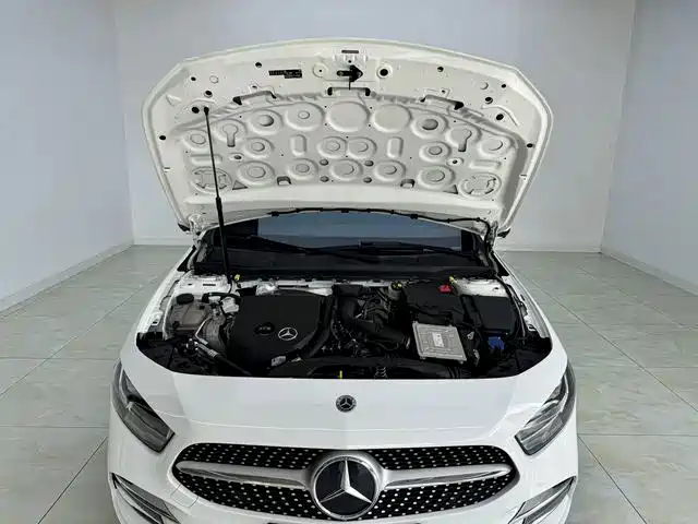 Mercedes-Benz A-Class — фото 17