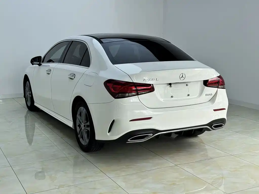 Mercedes-Benz A-Class — фото 7