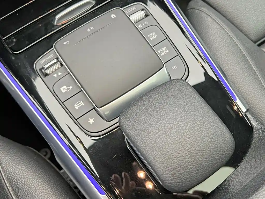 Mercedes-Benz GLB — фото 17