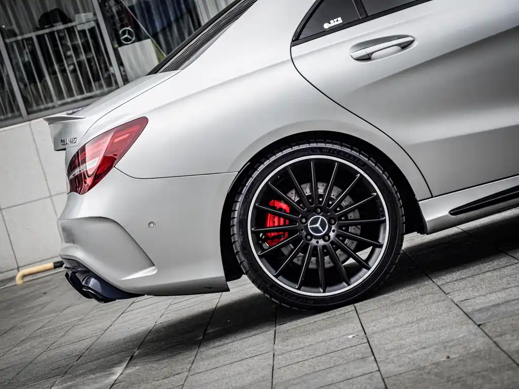 Mercedes-Benz CLA AMG — фото 11