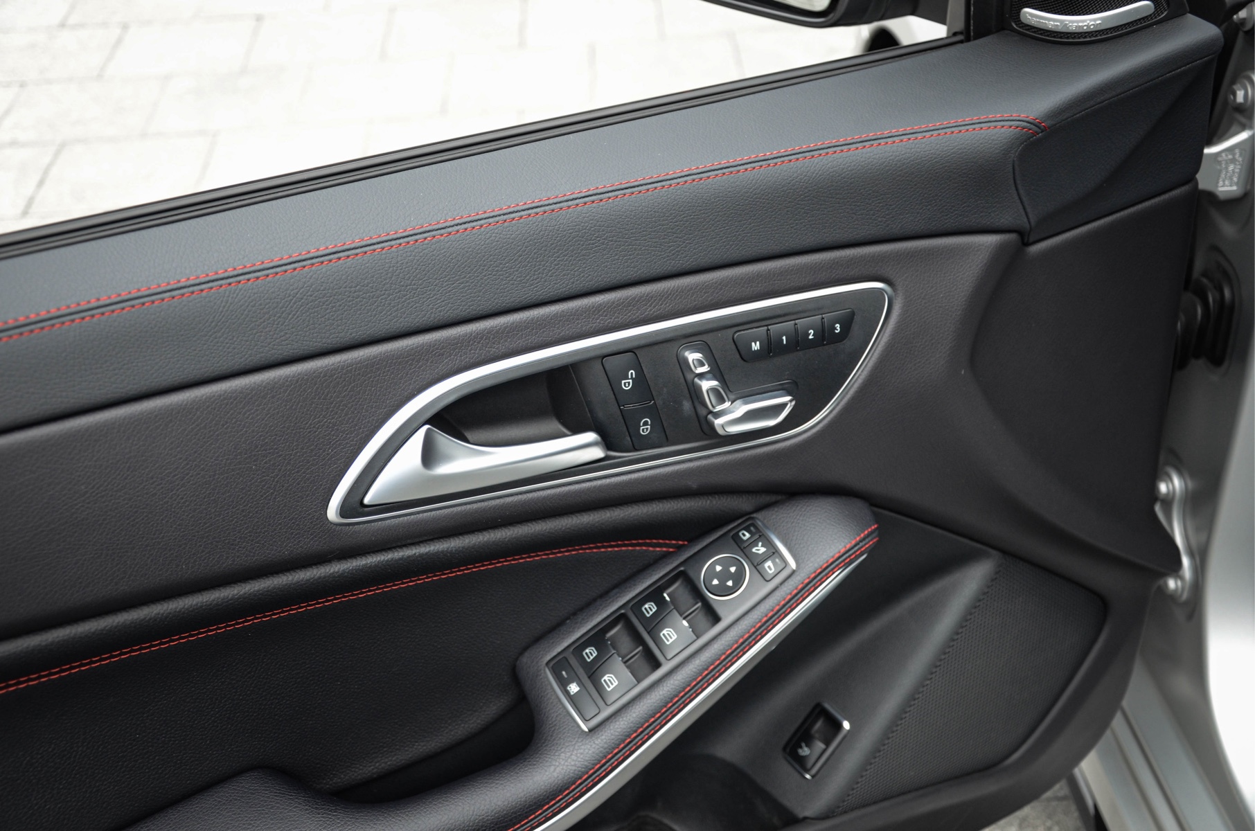Mercedes-Benz CLA AMG — фото 25
