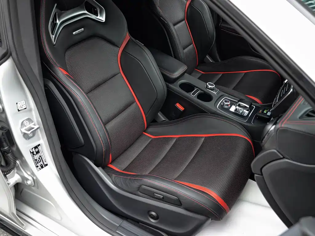 Mercedes-Benz CLA AMG — фото 30