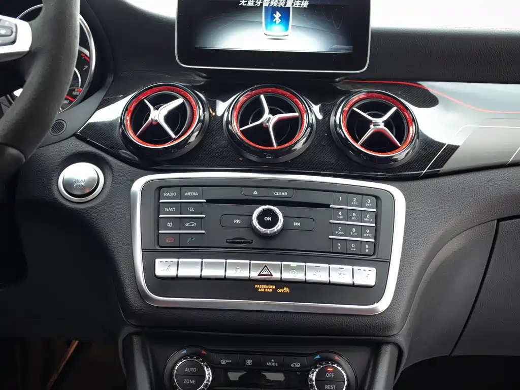 Mercedes-Benz CLA AMG — фото 38