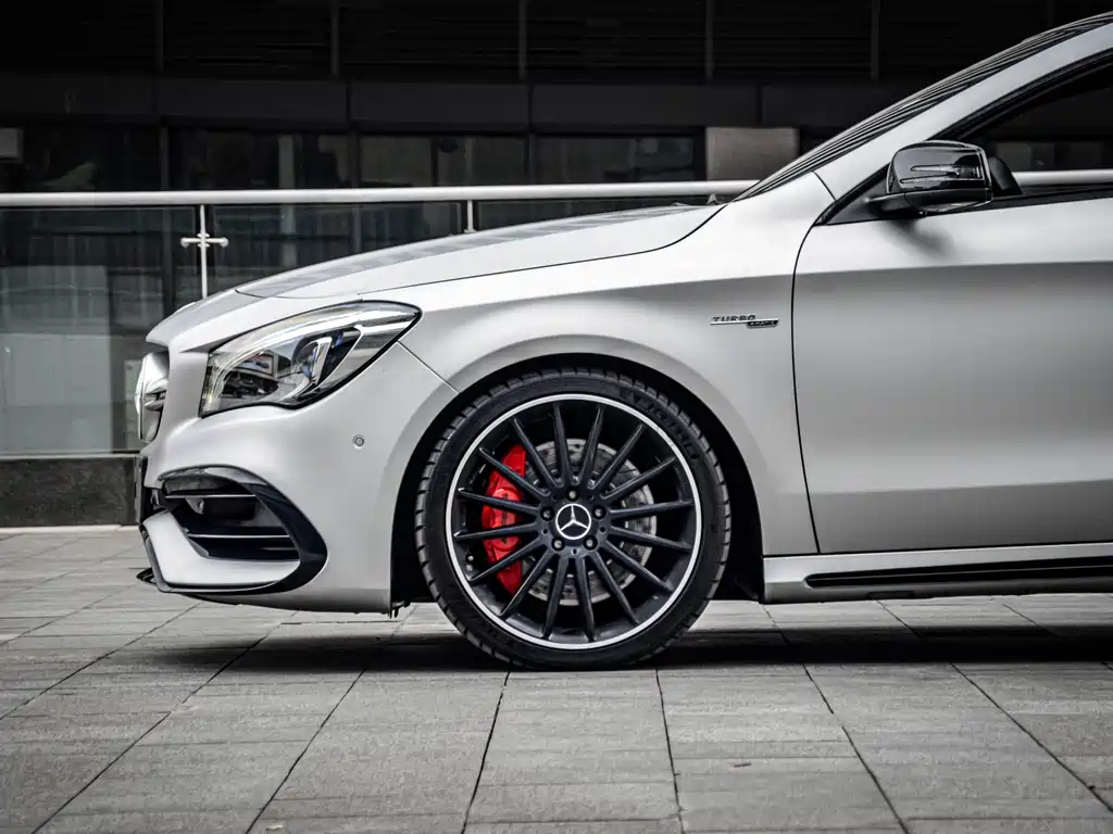 Mercedes-Benz CLA AMG — фото 7