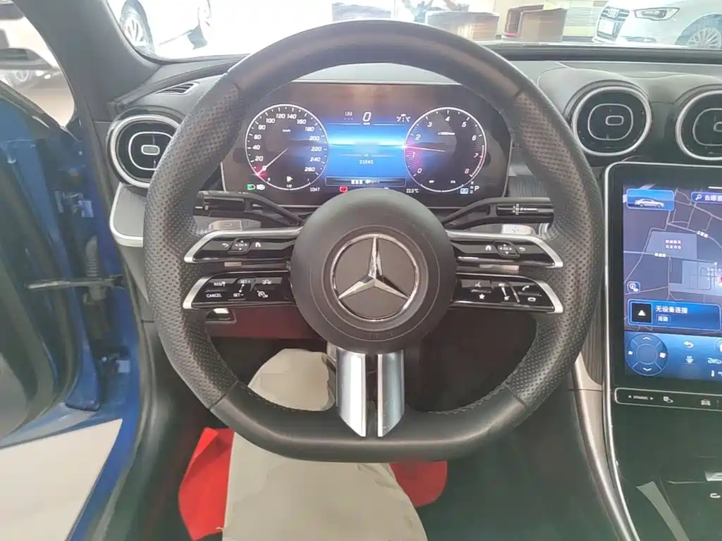 Mercedes-Benz C-Class — фото 11