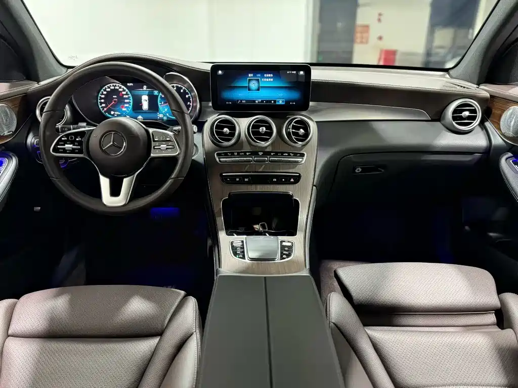Mercedes-Benz GLC — фото 4