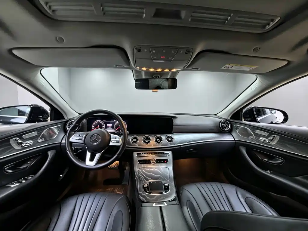Mercedes-Benz CLS — фото 7
