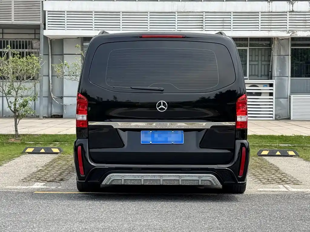 Mercedes-Benz Vito — фото 23