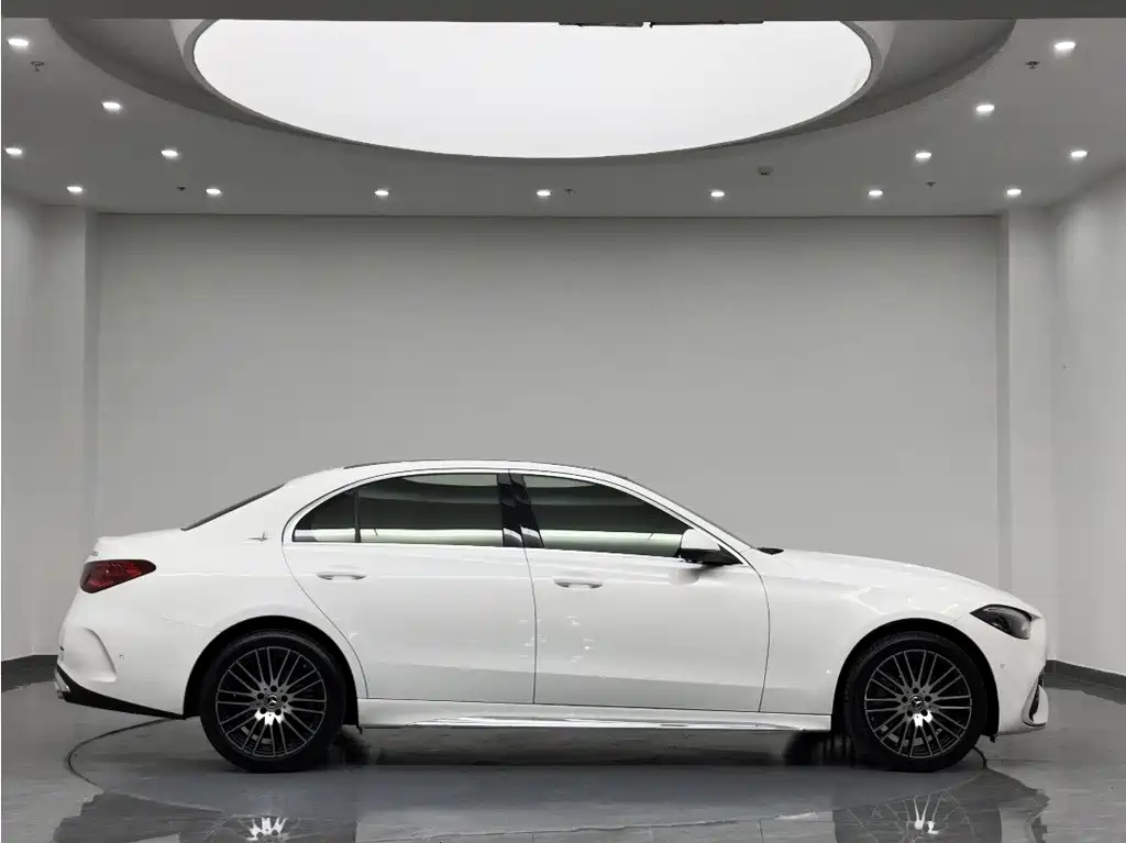 Mercedes-Benz C-Class — фото 4