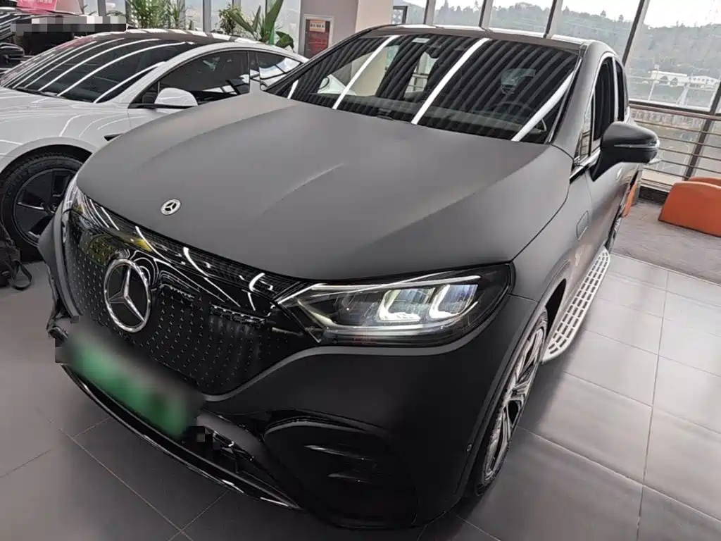 Mercedes-Benz EQE SUV — фото 2