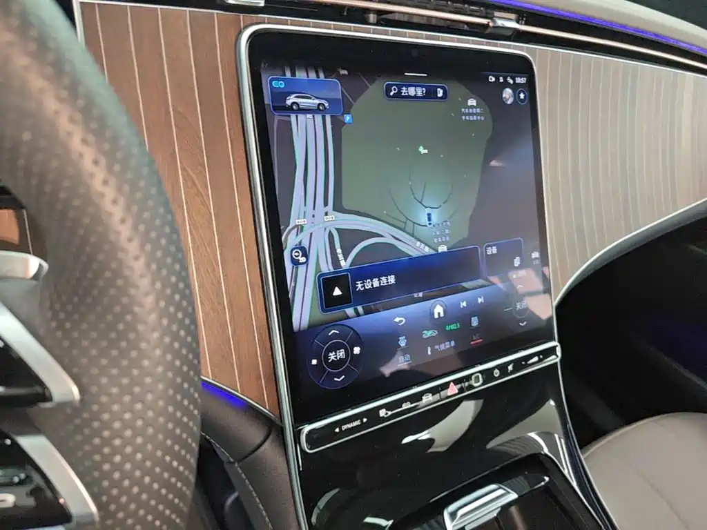 Mercedes-Benz EQE SUV — фото 13