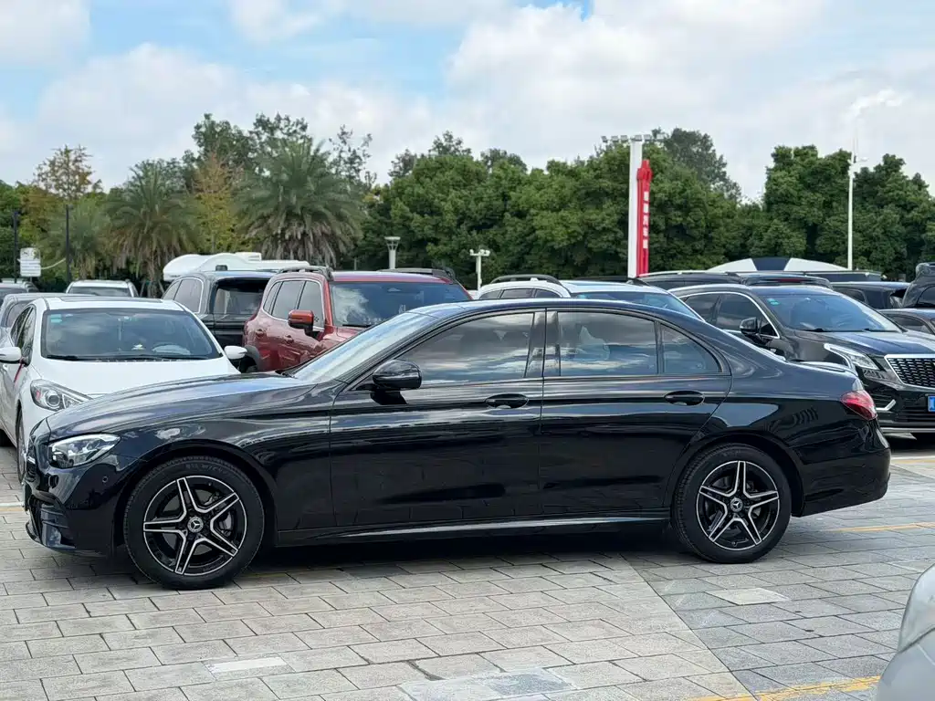 Mercedes-Benz E-Class (Import) — фото 3
