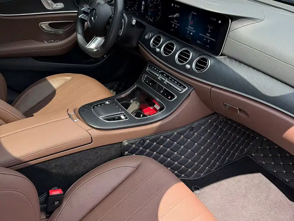 Mercedes-Benz E-Class (Import) — фото 9