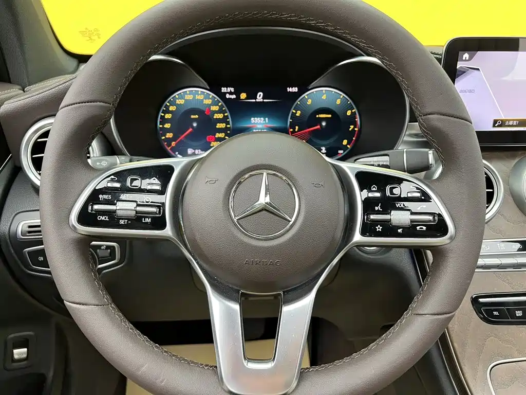 Mercedes-Benz GLC — фото 17