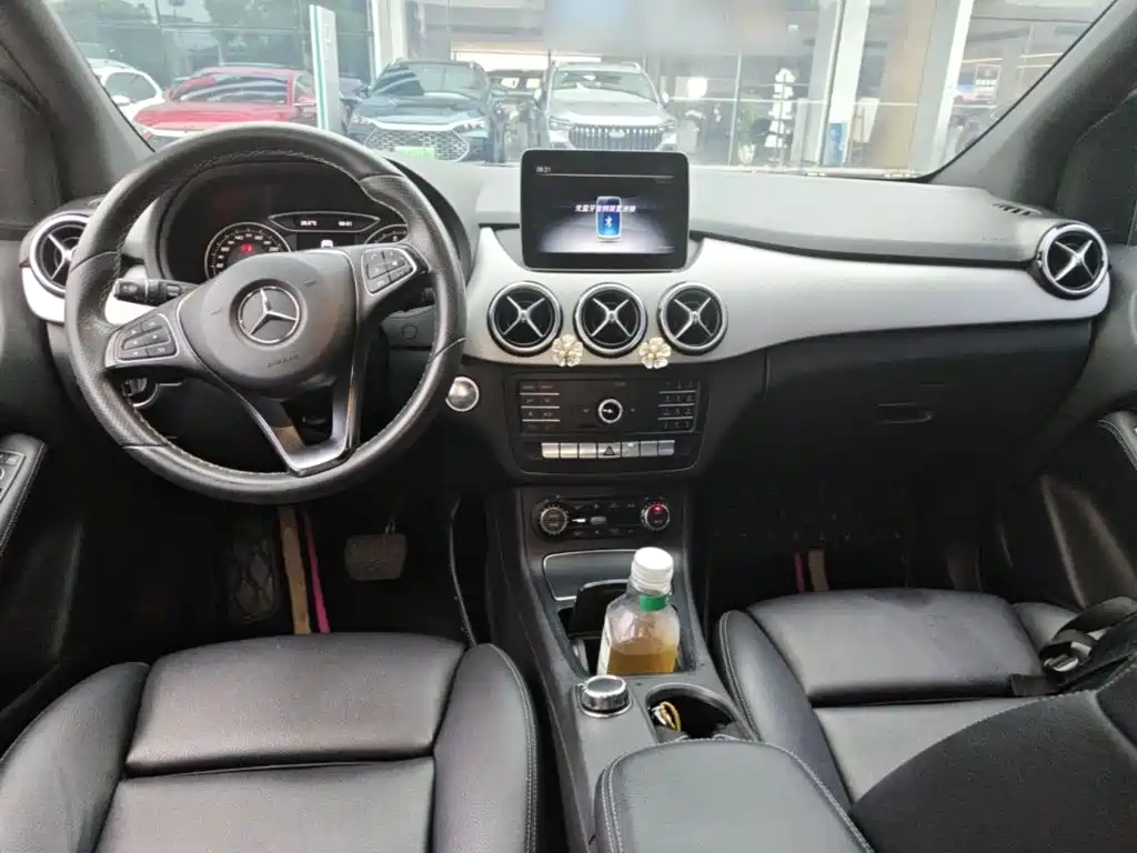 Mercedes-Benz B-Class — фото 10
