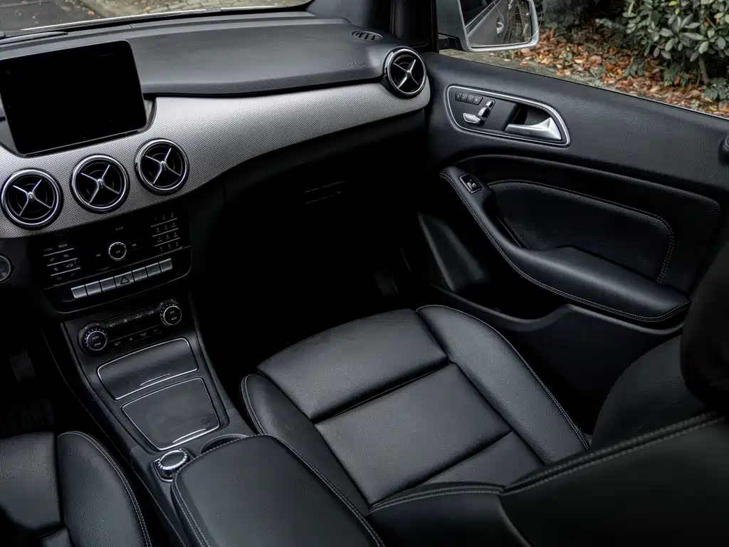 Mercedes-Benz B-Class — фото 13