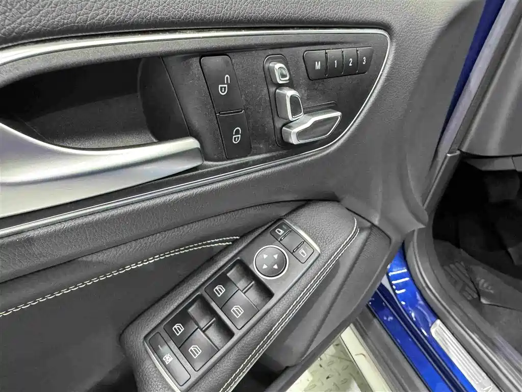 Mercedes-Benz GLA — фото 20