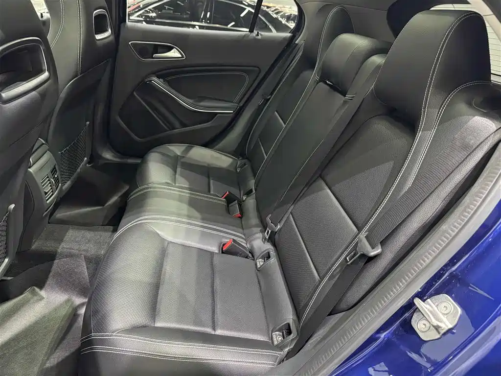 Mercedes-Benz GLA — фото 23