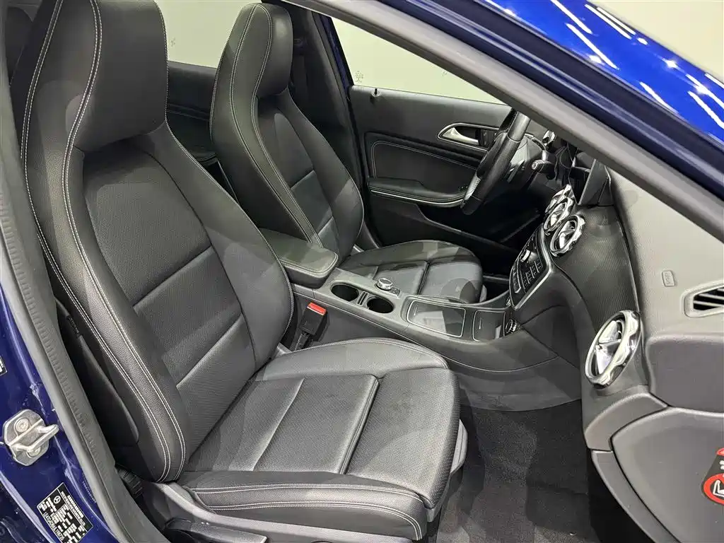 Mercedes-Benz GLA — фото 29