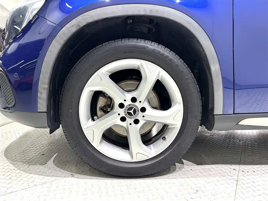 Mercedes-Benz GLA — фото 9