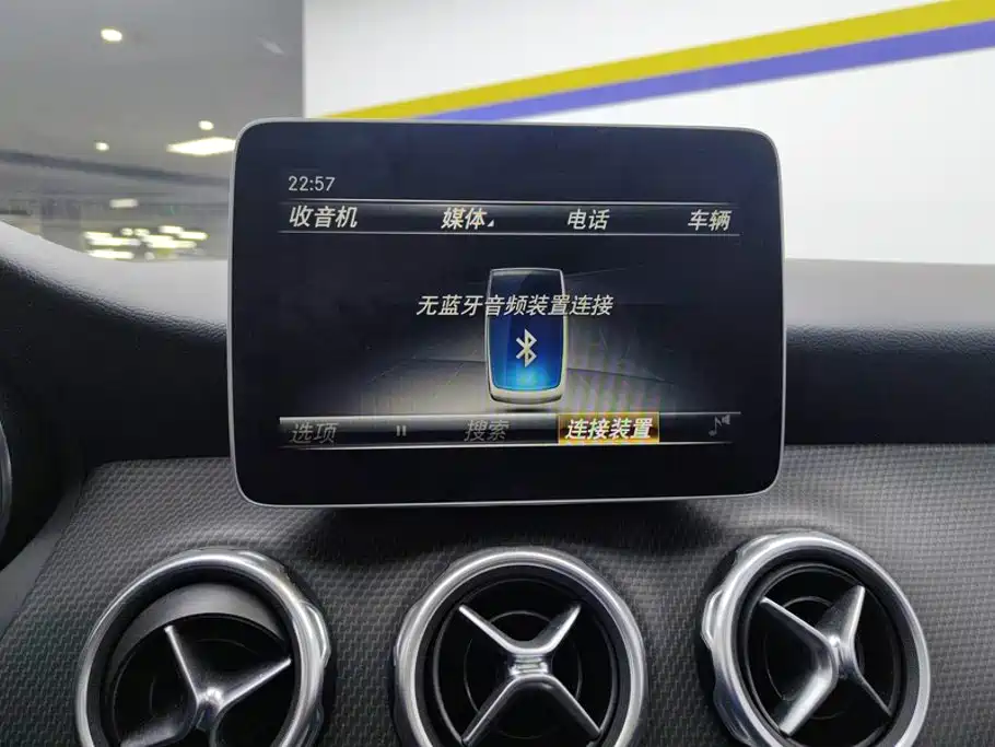 Mercedes-Benz GLA — фото 13