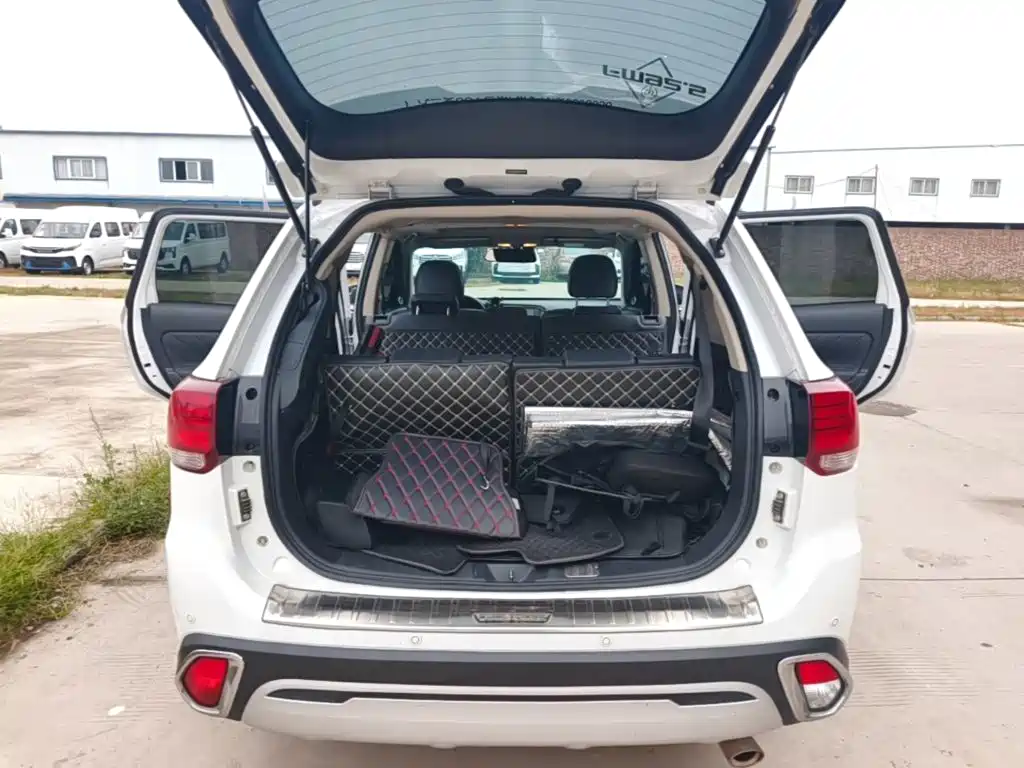 Mitsubishi Outlander — фото 19