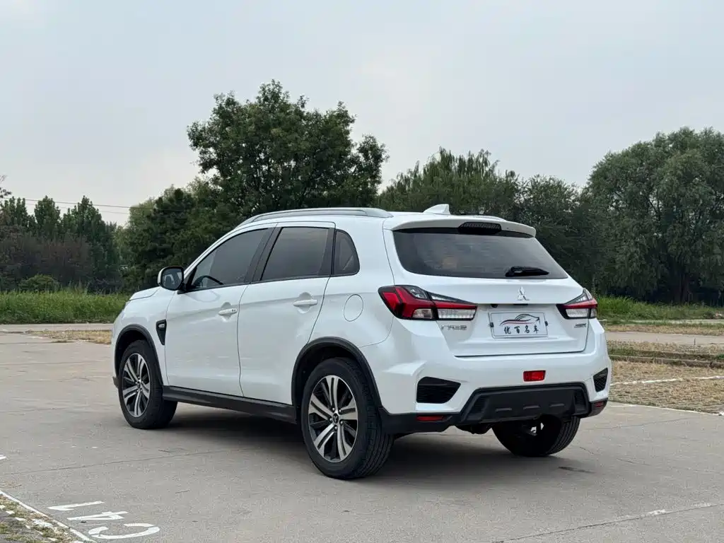 Mitsubishi ASX — фото 4